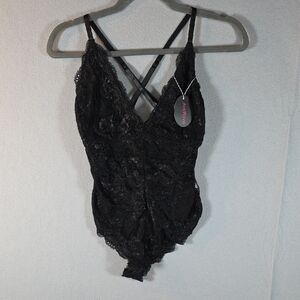 Black Lace Chemise by Avidlove Size Small NWT